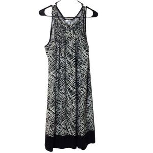 FASHION BUG Sleeveless BLACK And WHITE Dress
Size 1X